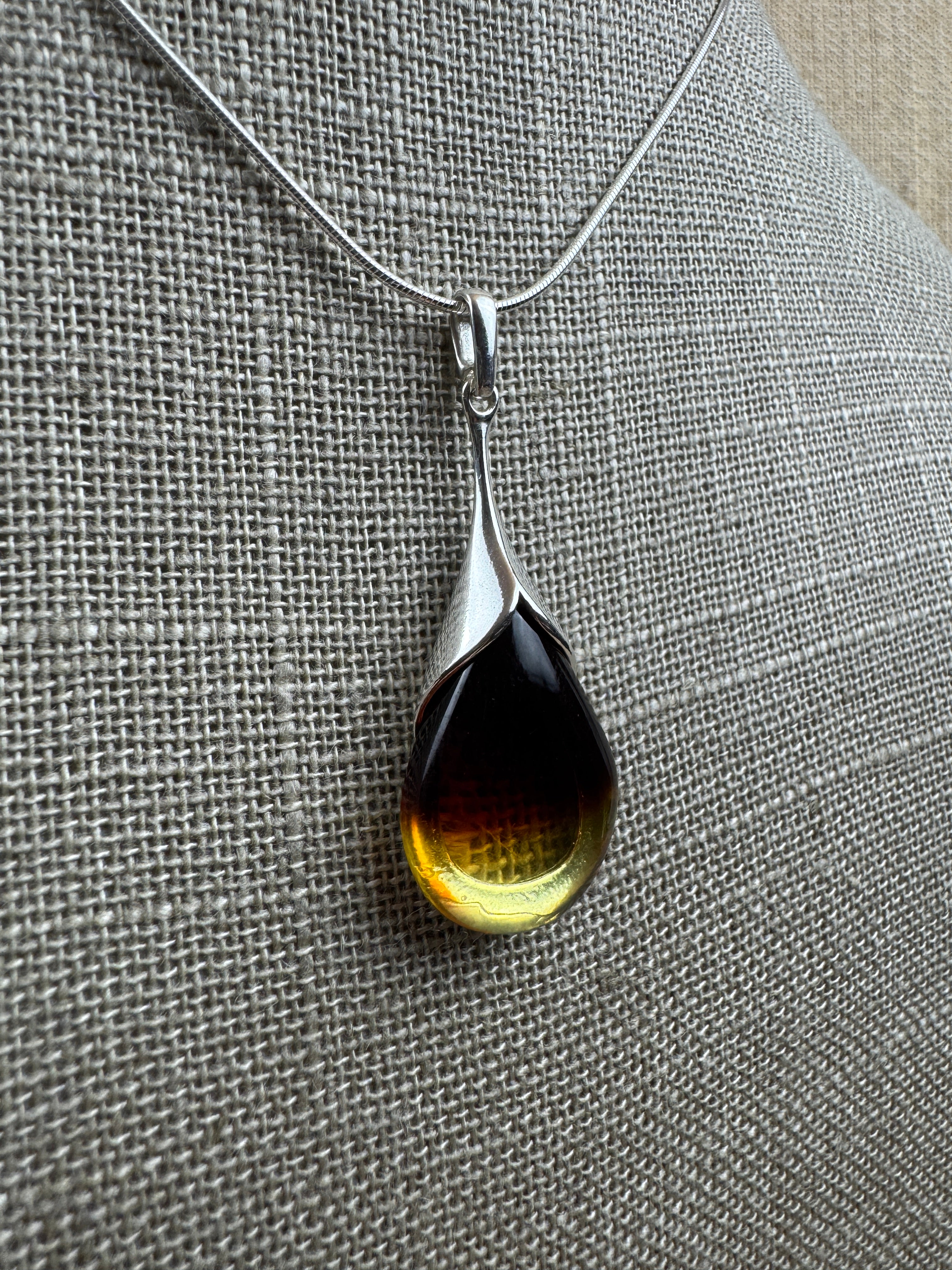 Sterling Silver Sunrise Baltic Amber Pendant & Earrings Set 