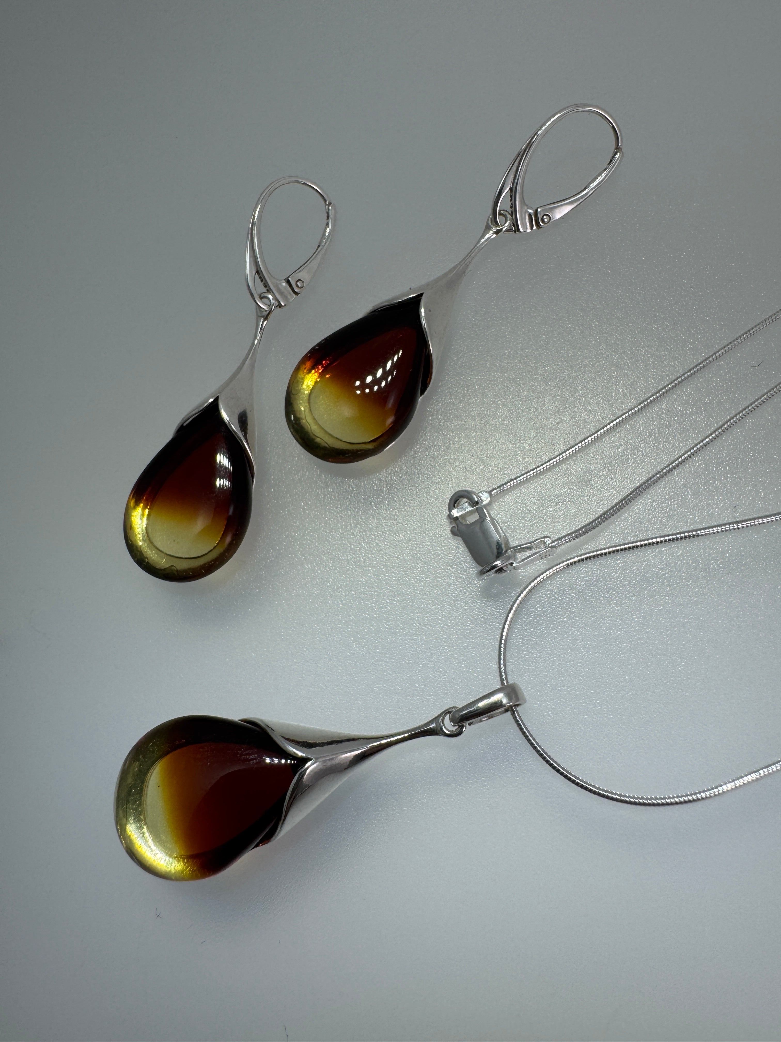 Sterling Silver Sunrise Baltic Amber Pendant & Earrings Set 
