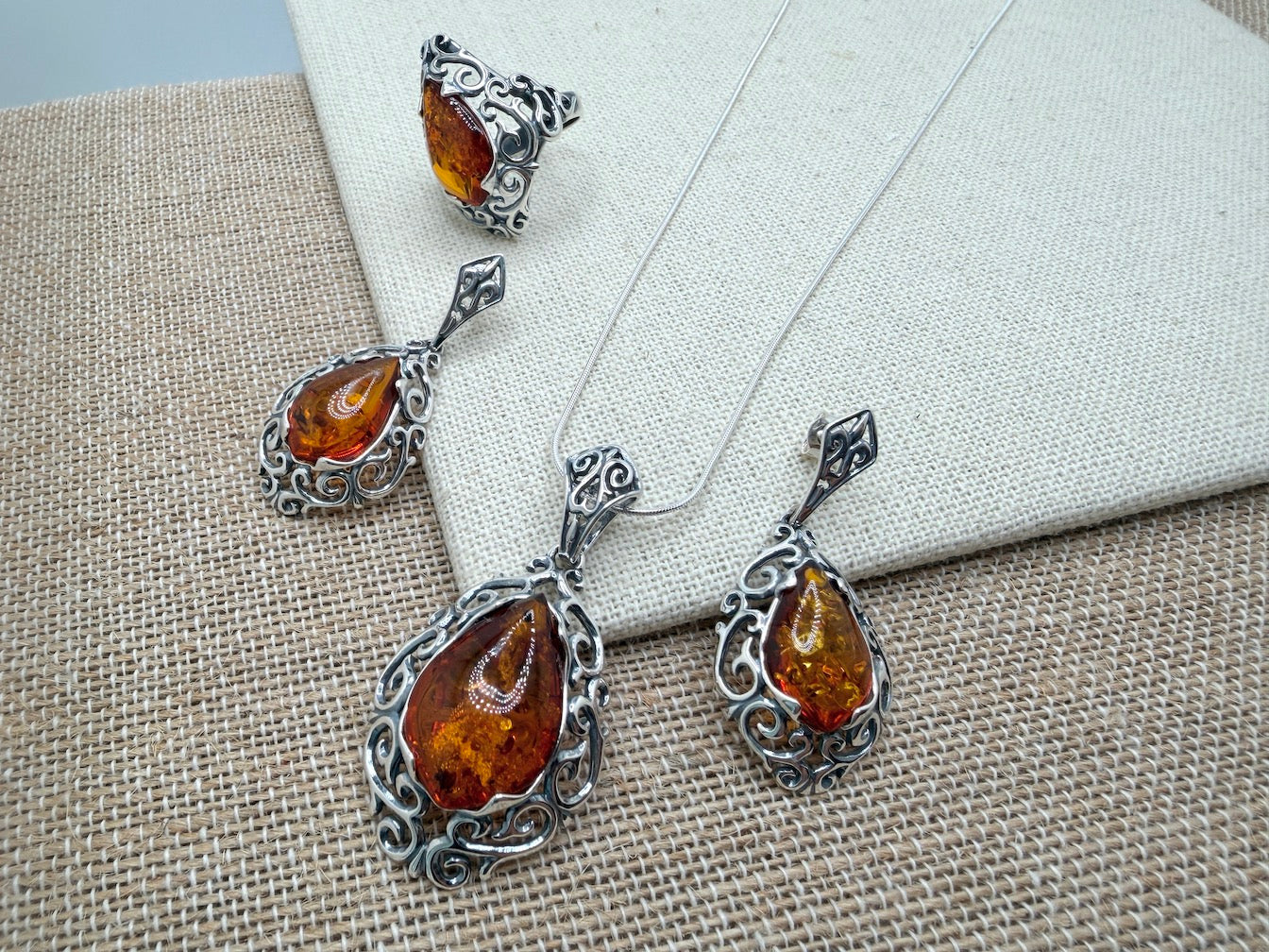 Vintage Gothic Swirl Baltic Amber Jewelry Set – Sterling Silver Earrings, Necklace & Ring