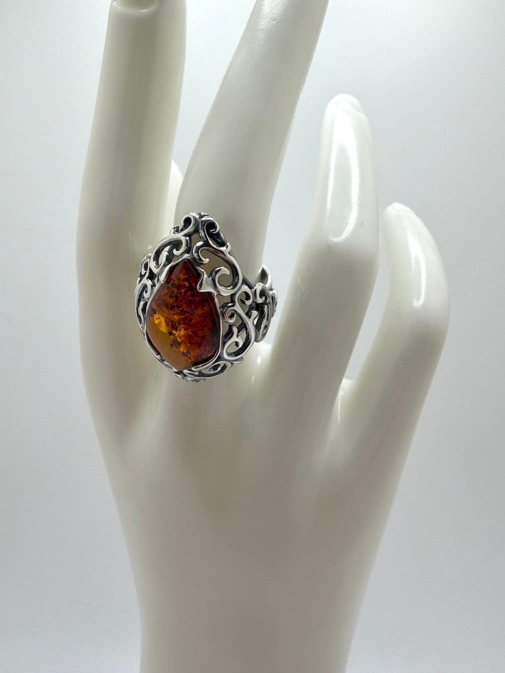 Vintage Gothic Swirl Baltic Amber Jewelry Set – Sterling Silver Earrings, Necklace & Ring